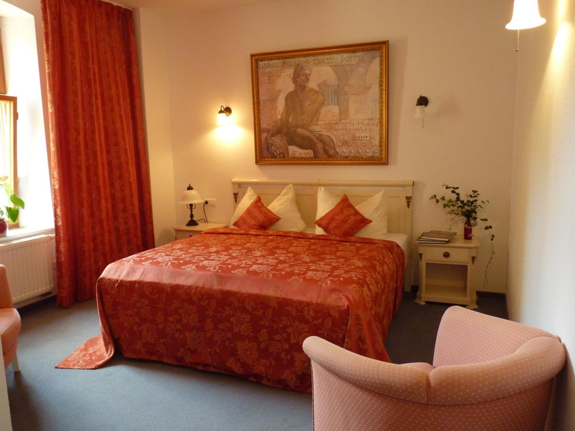Hotel & Restaurant Schloss Weissenburg Uhlstädt الغرفة الصورة